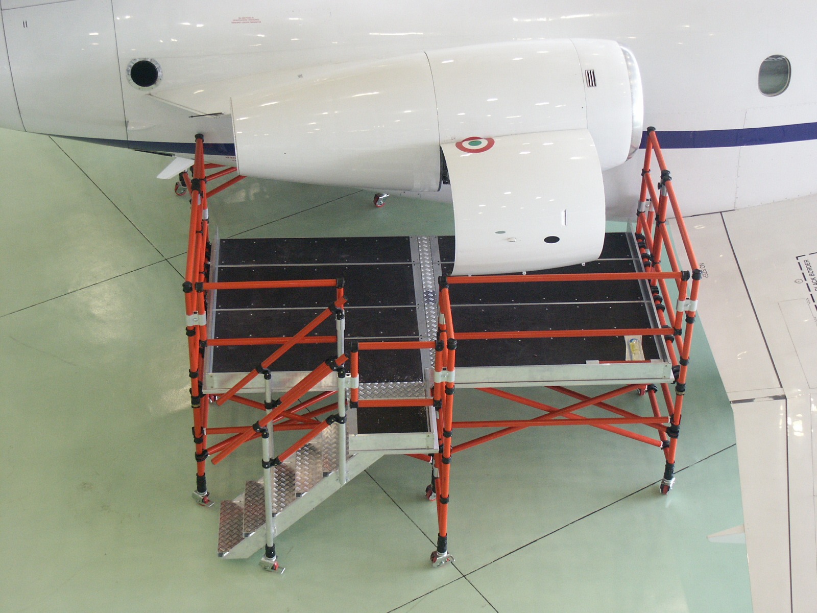 High-Clearance Fiberglass Scaffold Platforms configuration example